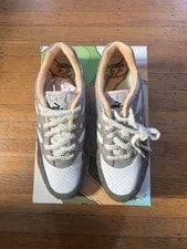 Saucony — Saucony X Maybe Tomorrow 6000 Hare — Sneaker — resale