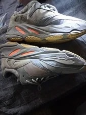 Yeezy — Yeezy mens — Sneaker — resale