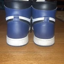 Size 11.5 - Air Jordan 1 Retro OG High 4