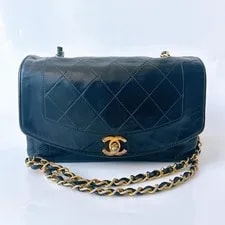 Chanel — Chanel Matelasse Diana Flap Crossbody — Handbag — resale