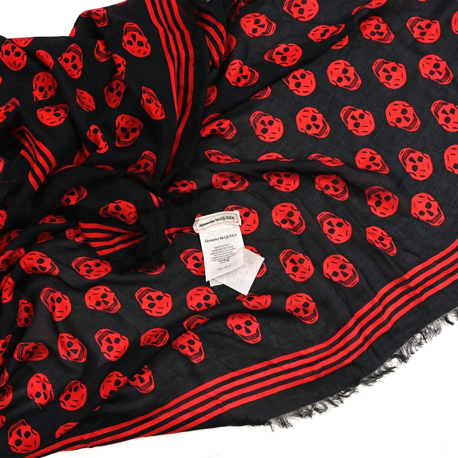 Modal Skull Scarf 3