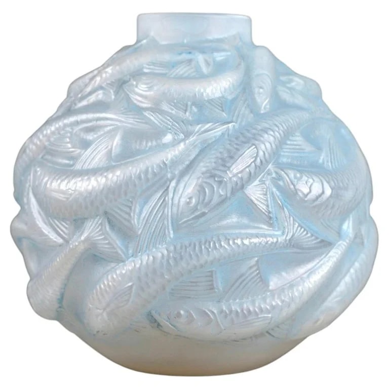 René Lalique — 1927 René Lalique Vase Oleron Fishes Cased Opalescent Glass With Blue Patina — decorative_object — resale