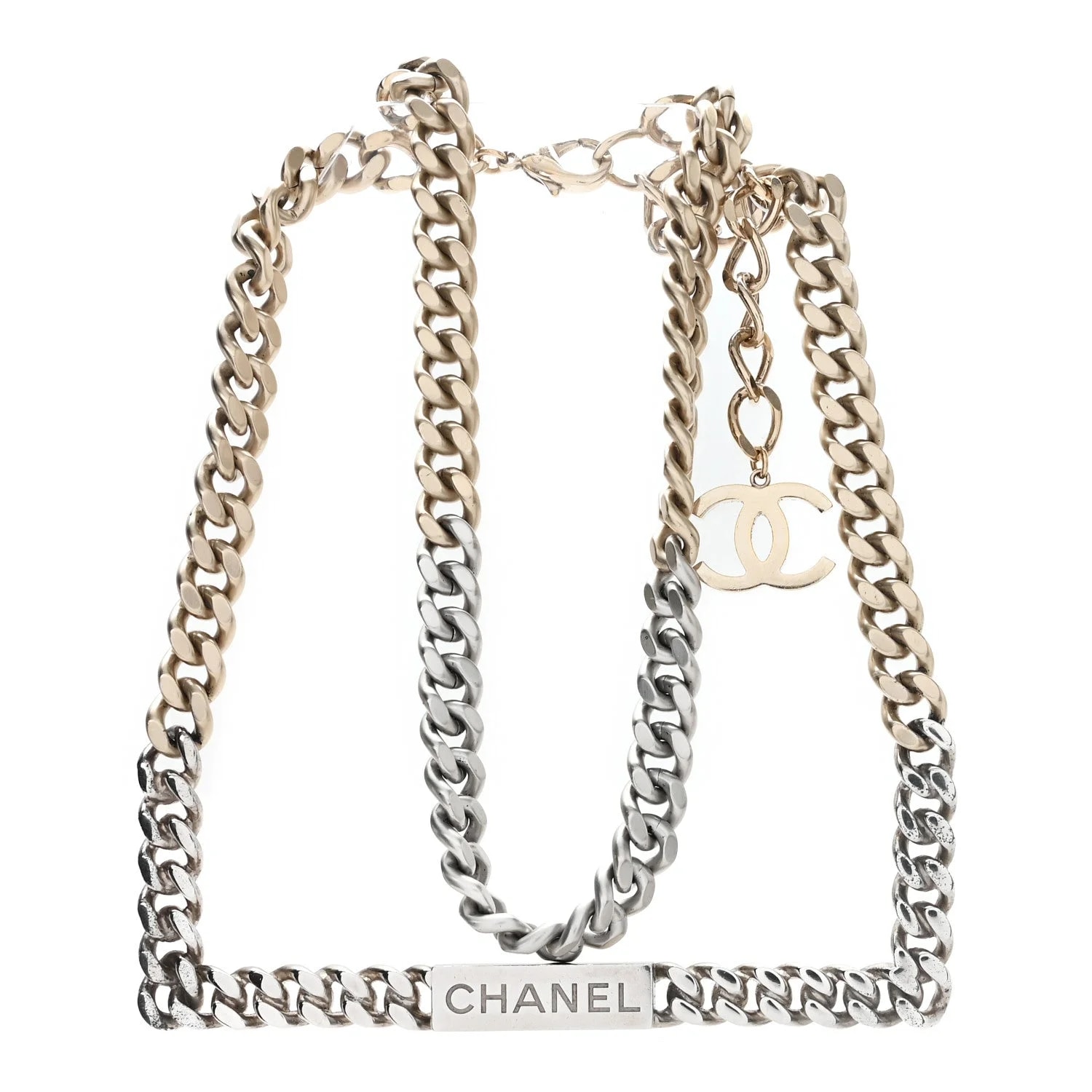 Oversized Chain Logo Short 3