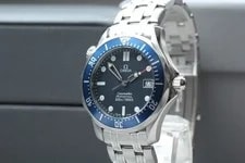 Omega — Omega Seamaster 2561.80 300M Blue Wave Dial Date Quartz Near — Watch — resale