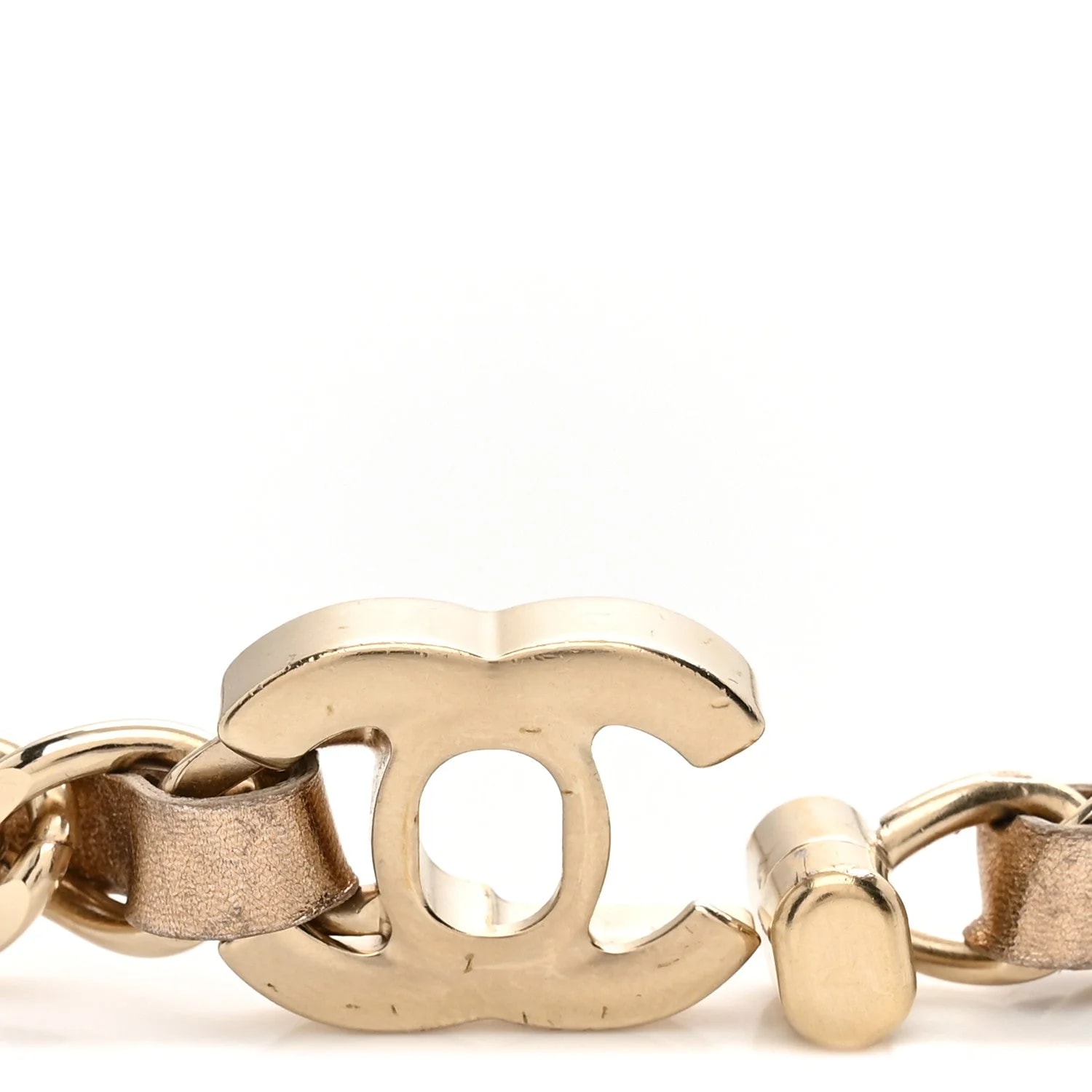 Metallic CC Turnlock Chain Belt 3