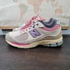 New Balance — Balance 2002R Hiking Pack — Sneaker — resale