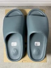 Adidas Yeezy Slide ID4133 Multiple Sizes. ✅ 4