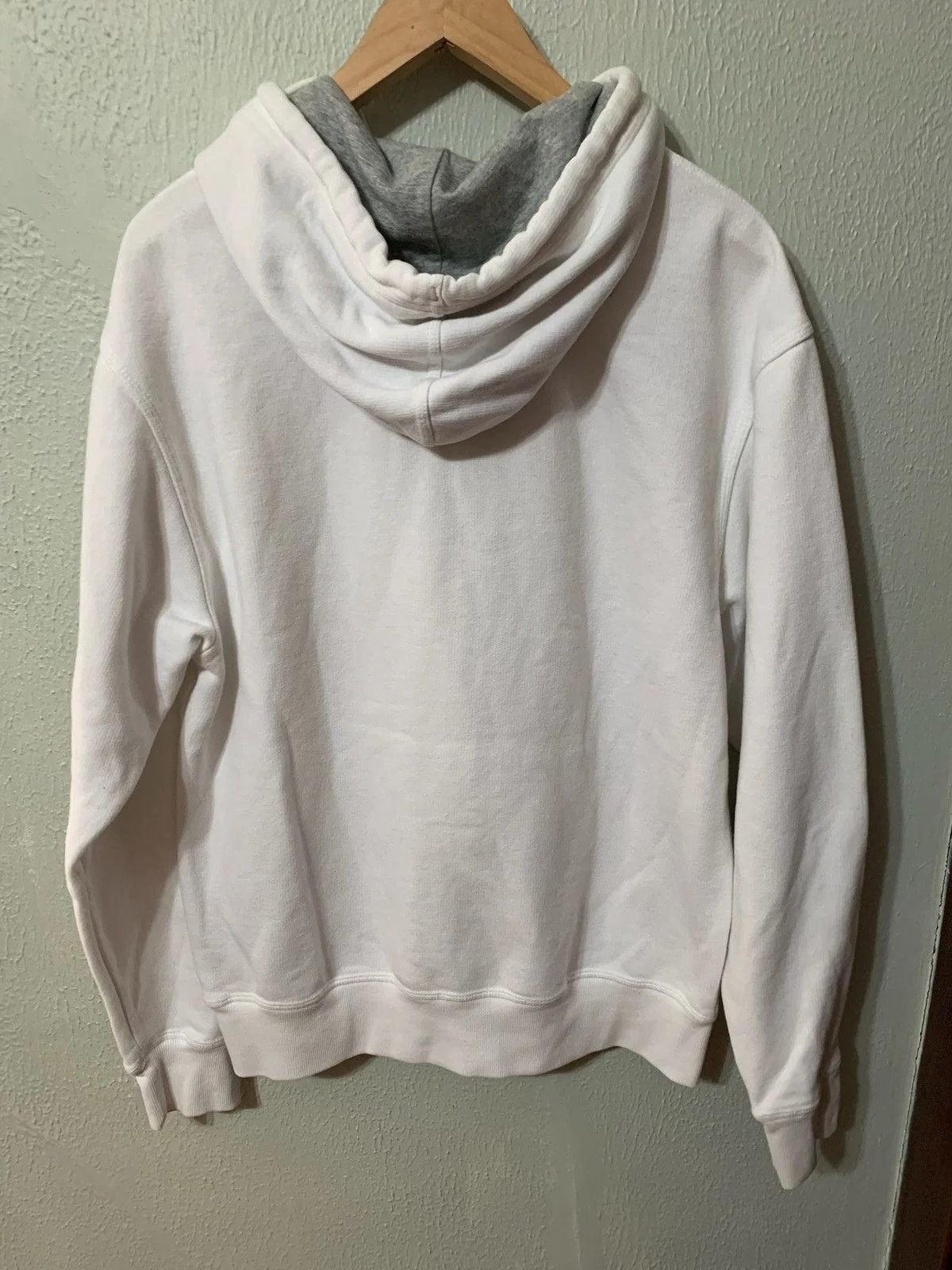 Champion × Vintagem — Crewneck Champion Tonal Hoodie Sweatshirt — streetwear — resale