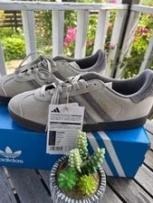 Adidas — 9.0US Adidas Gazelle Ig2098 — Sneaker — resale