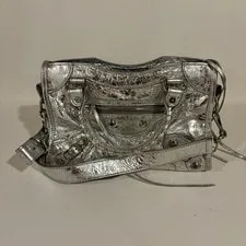 Balenciaga le City Mini in 3