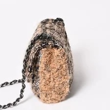 Item Chanel Square Flap No. 10 Hard 4