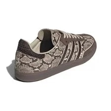 Adidas Samba OG Athletic Shoes 3