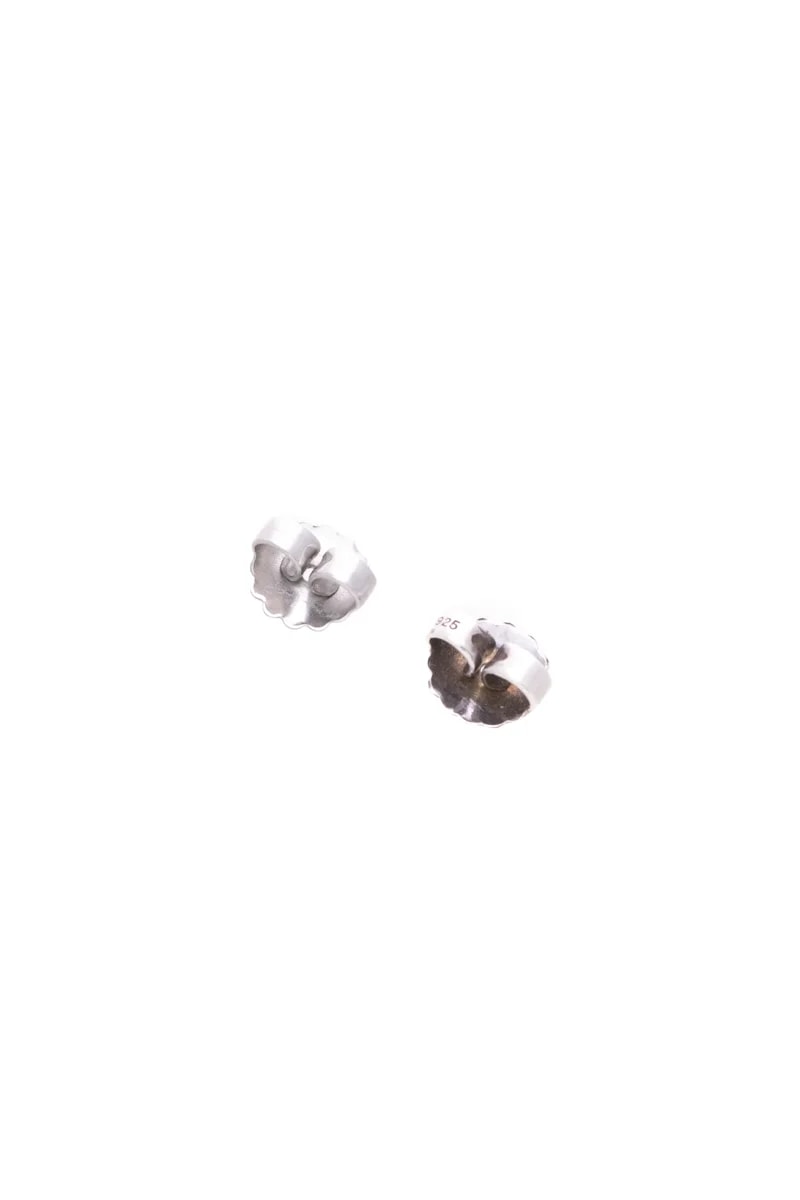Cushion Stud 3