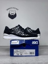 Asics — Size 12 - Asics Gel Lyte 3 III H7H1L 9090 Date Night Preowned — Sneaker — resale