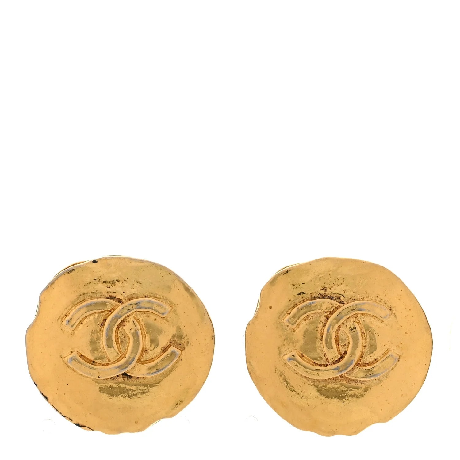 Chanel — Round CC Clip on — Jewelry — resale