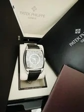 ’S Patek Philippe 5135P Platinum Annual Calendar Box Manuals & Archive 2