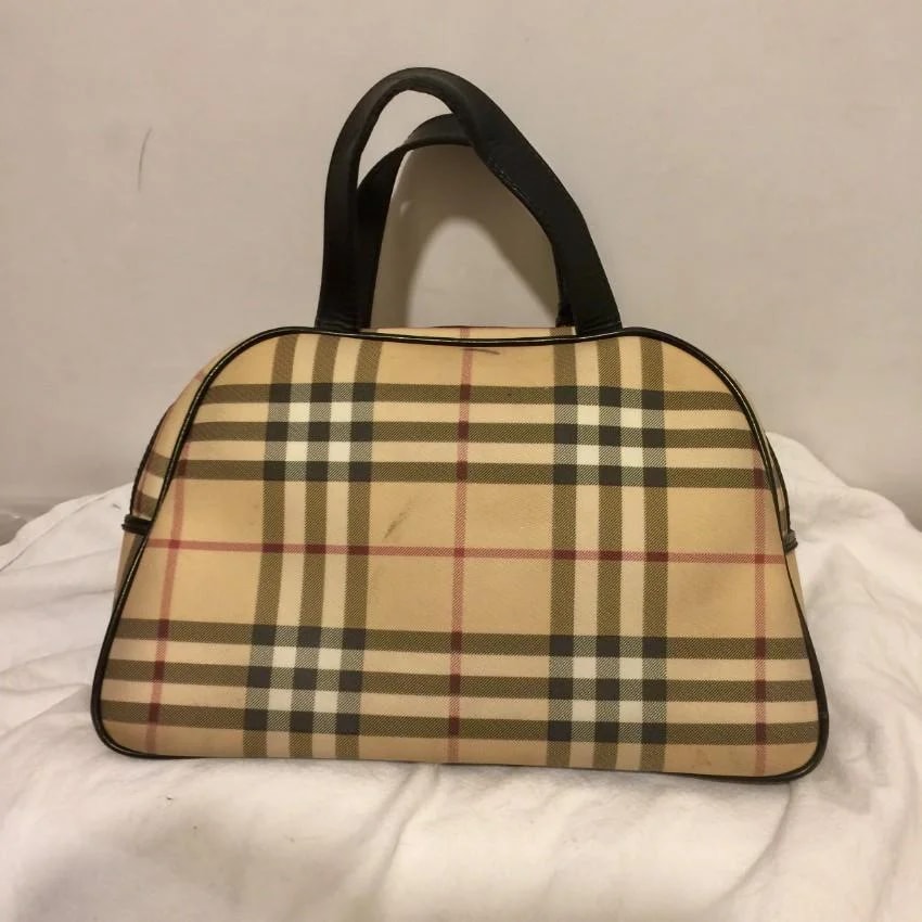 Burberry Tote 2
