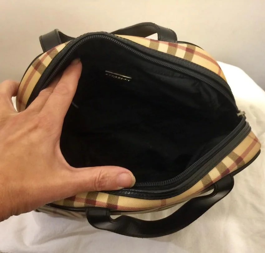 Burberry Tote 3