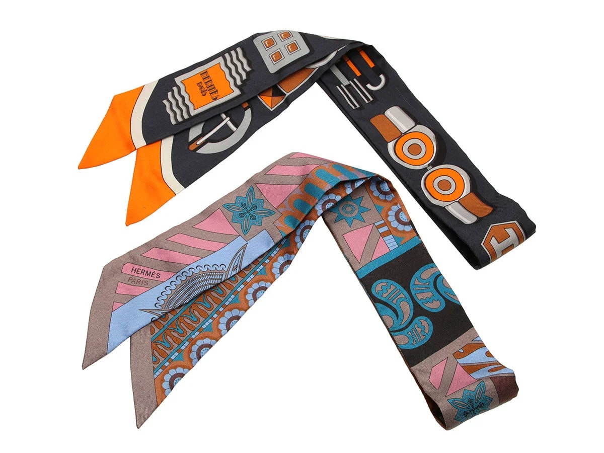 Hermès — Hermès Carré En Boucles and Géométrie Crétoise Twilly Pair — Accessory — resale