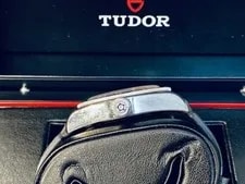 Tudor Black Bay Black "Smiley Rose" W/box and Paper 79220N Leather&Nato Straps 2
