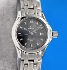 Omega — Omega Seamaster SS Steel - Black Dial - Sapphire Crystal - 2581.43 — Watch — resale