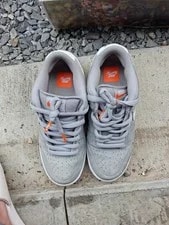 Only Worn Four Times Low Dunks 6 5 Size 2