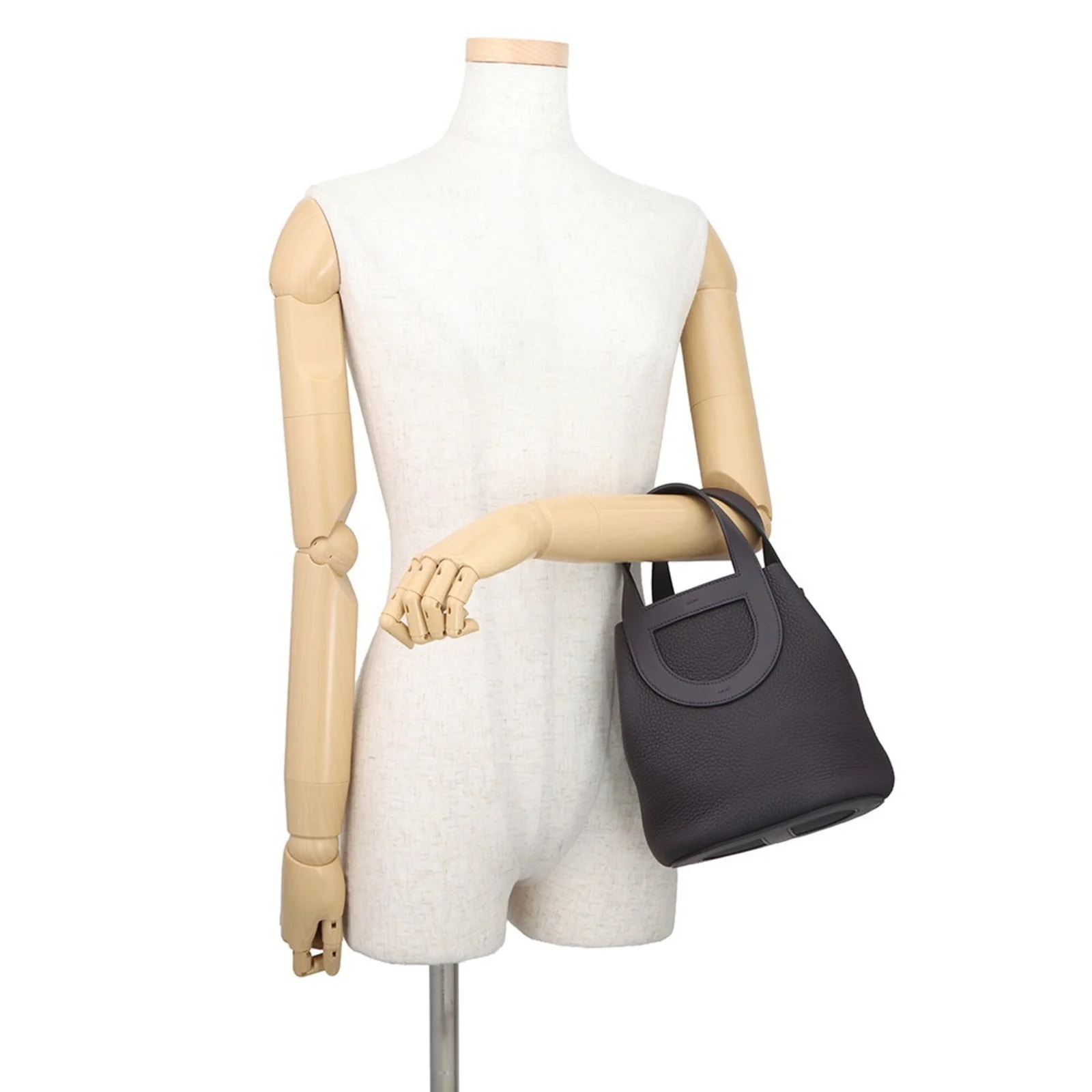 Hermes Cassis 4