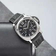 Panerai — Panerai Luminor Black With Rubber Strap - PAM00090 — Watch — resale
