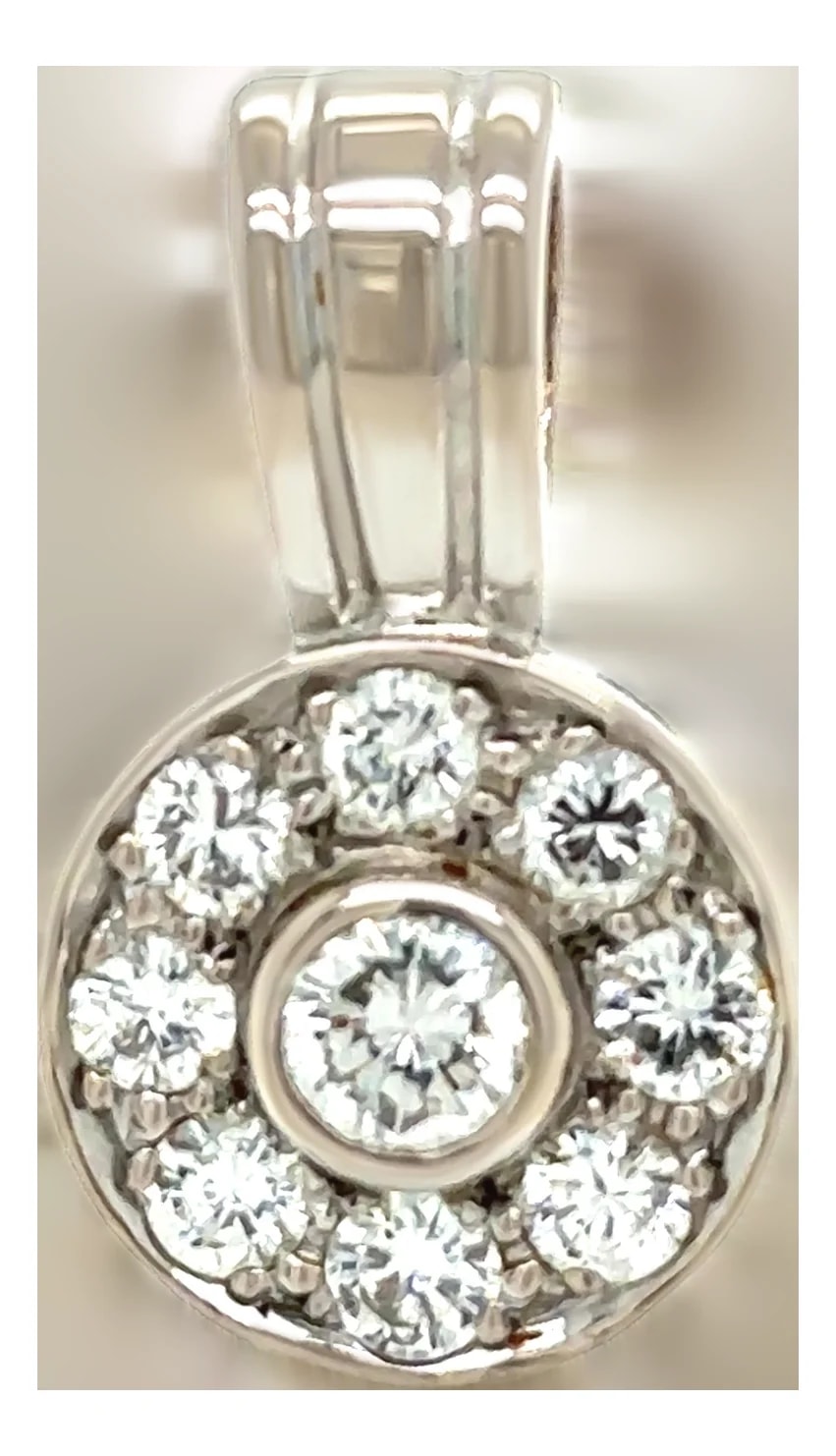 18ct White Gold Pendant 1.25ct 6.7g — Jewelry — resale