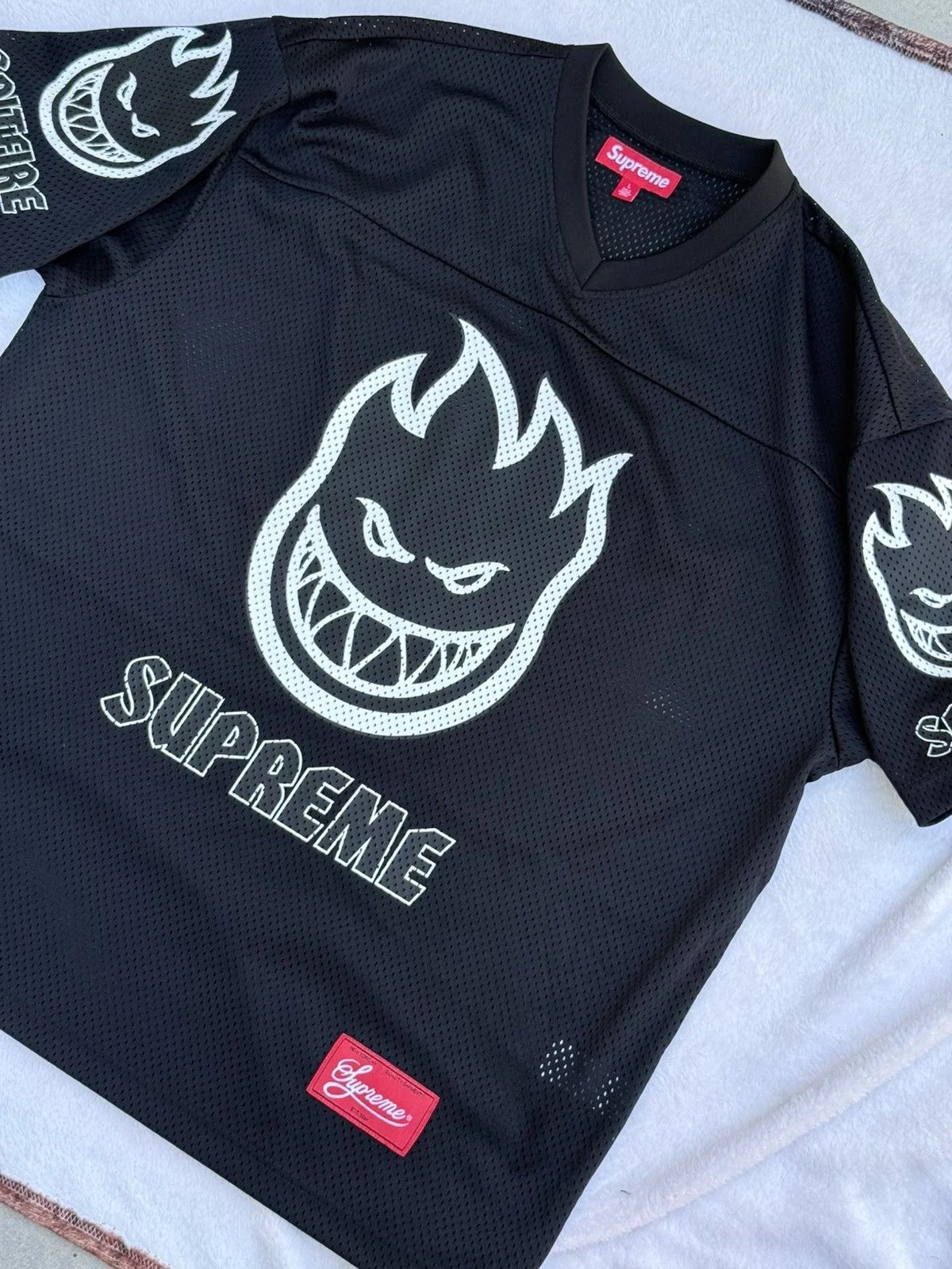 Supreme — Supreme Spitfire Football XL — streetwear — resale
