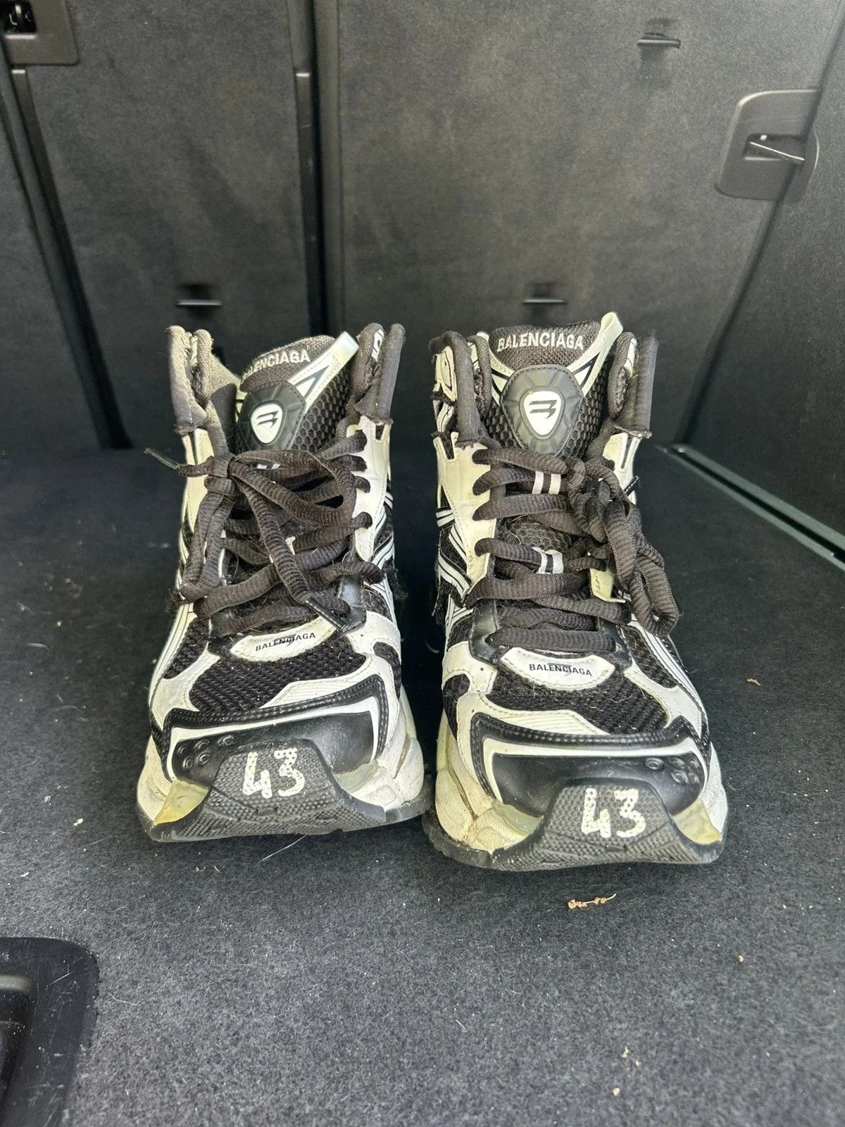 Balenciaga — Balenciaga High TOP Runners — Sneaker — resale