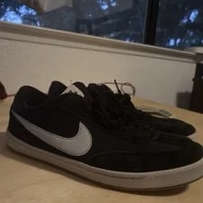 Nike SB — Nike SB FC Standard ’s Low Top Lace-Up Athletic — Sneaker — resale