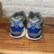 Asics Gel-Kayano 14 Running Shoes 4 3