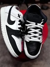 Nike SB — Size 10.5 - Nike SB Dunk Low Yin Yang — Sneaker — resale