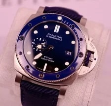 Panerai Submersible eSteel Blu Profondo Ref. PAM01289 Case #538 2