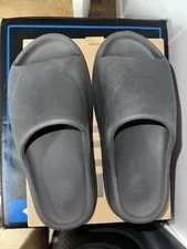 Adidas — Adidas Yeezy Slide Size 10 US — Sneaker — resale