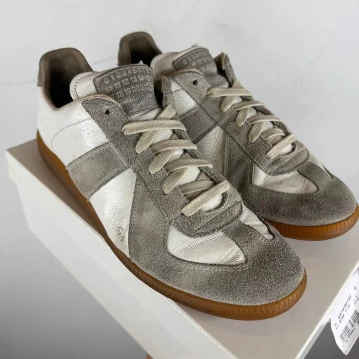 Maison Margiela — Maison Margiela Replica GATs Classic / EU43 US10 — Sneaker — resale