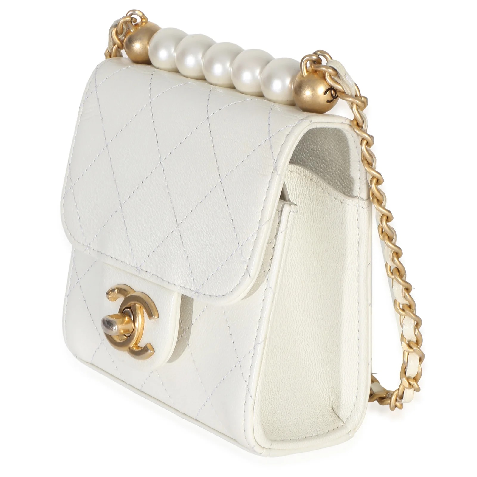 Chanel Chic Pearls on Chain 4