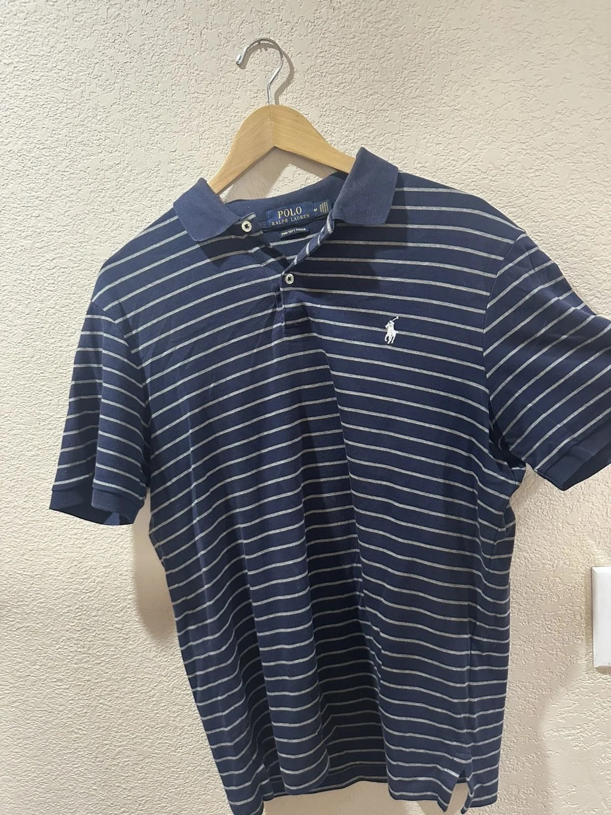 Polo Ralph Lauren — Polo Ralph Lauren ’S Striped Polo Shirt — streetwear — resale