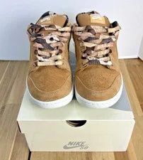 Size 11 - Nike SB Dunk Low Note Shop Manchester Brews and Biscuits- New With Box 3