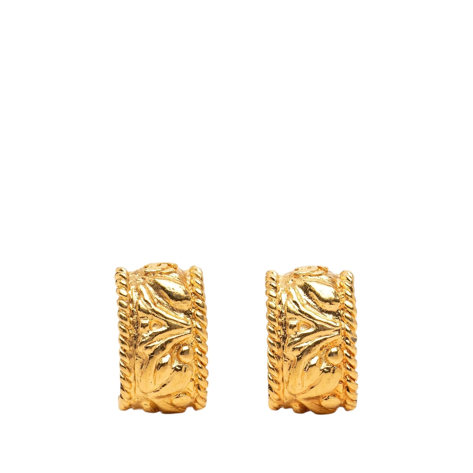 Chanel — CC Half Hoop Clip on — Jewelry — resale