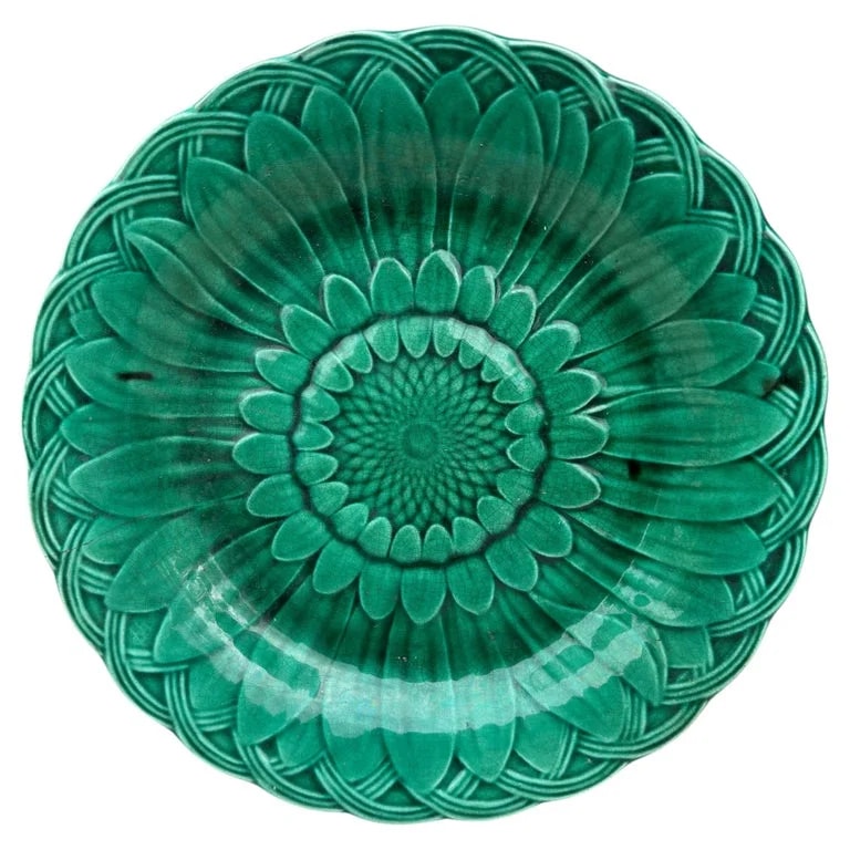 Wedgwood — 19th Century Majolica Sunflower Plate Wedgwood — Furniture — resale