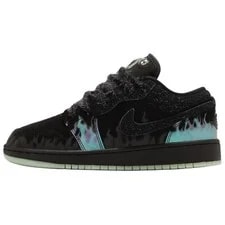 Jordan 1 Low Halloween Fortune Fly (GS) HQ3442-001 2