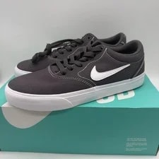 Nike SB — Nike SB Charge Cnvs Size 8 Skate Shoes CD6279-005 — Sneaker — resale