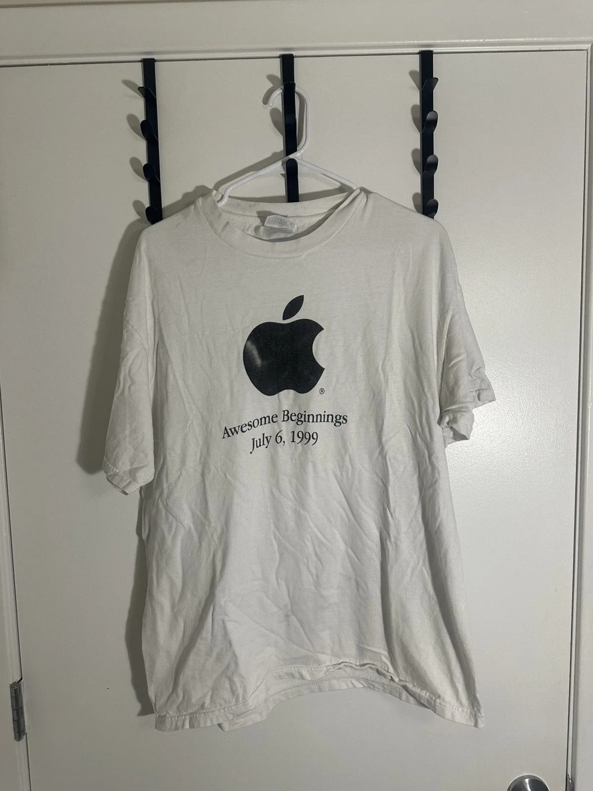 ’s Apple T Shirt — streetwear — resale