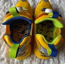 Reebok Instapump Fury Minions Collab 8US/7UK Near 3