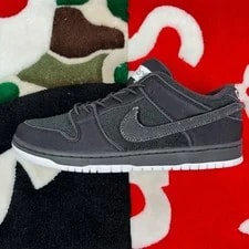 Nike SB — Nike SB Dunk Low Gnarhunters DH7756-010 10 — Sneaker — resale