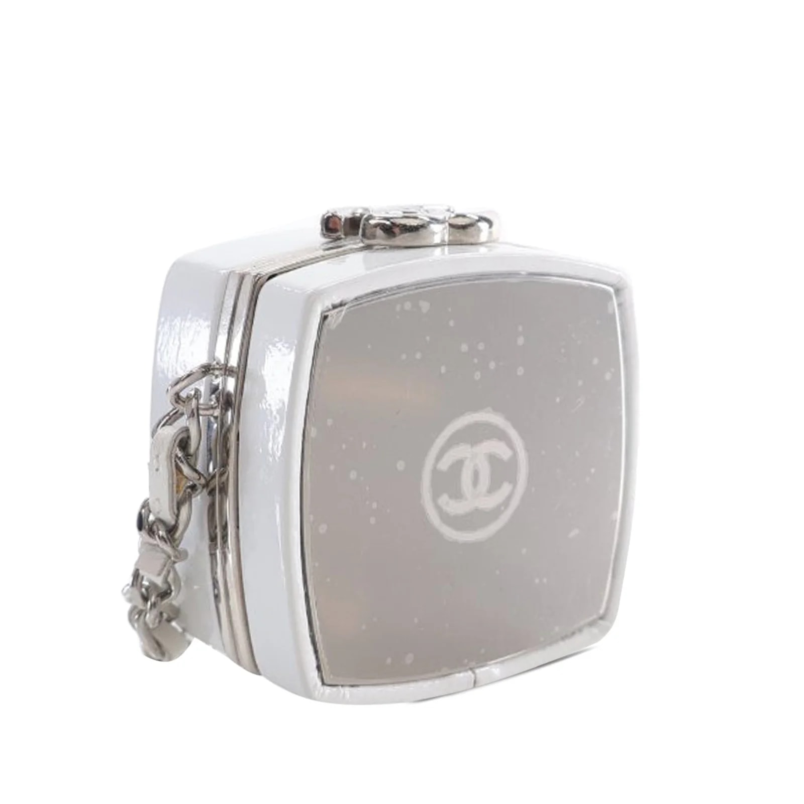 Make-Up Box With Chain 2