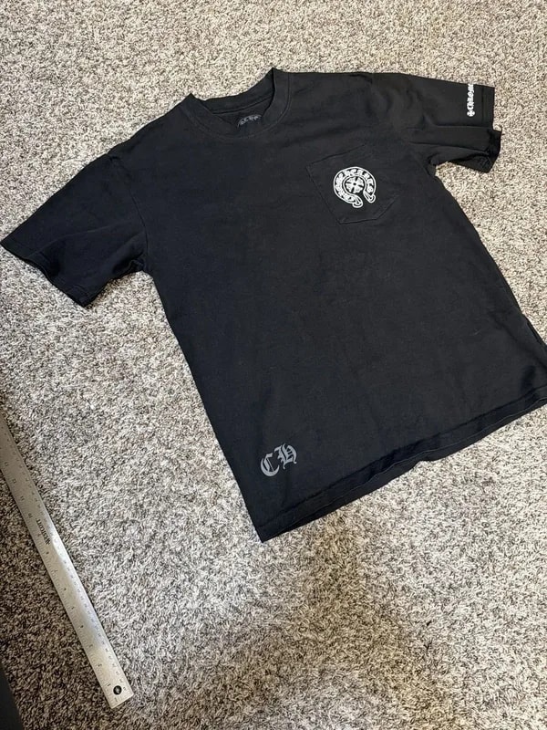 Hearts Horseshoe Tee 4