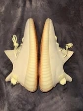 Yeezy 350 V2 Butters 3